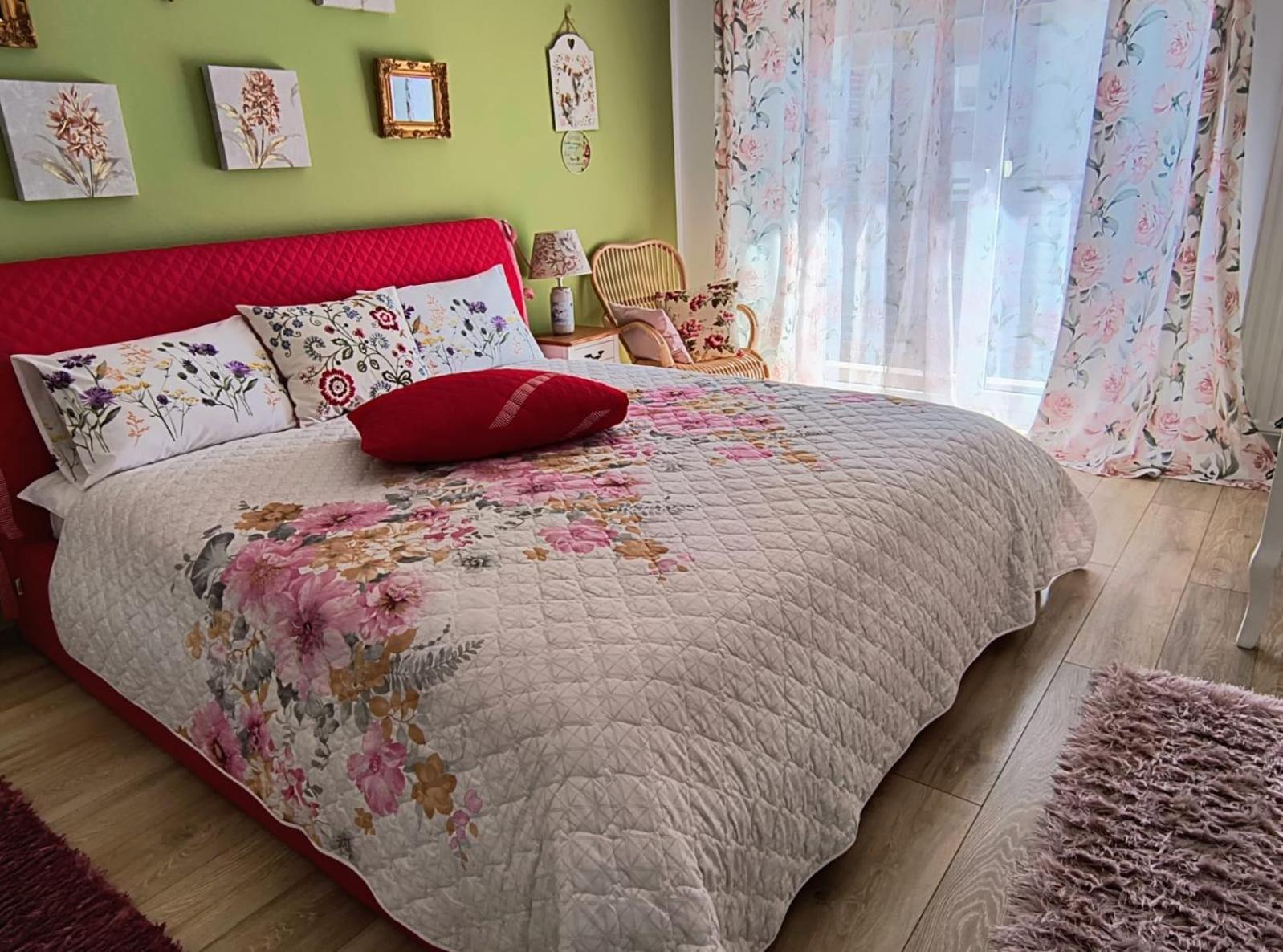 Sweet Garden Residence Брашов Екстериор снимка